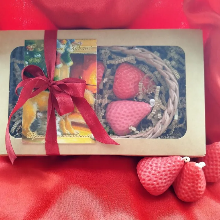 Вазочка плетеная под конфеты и восковые свечи