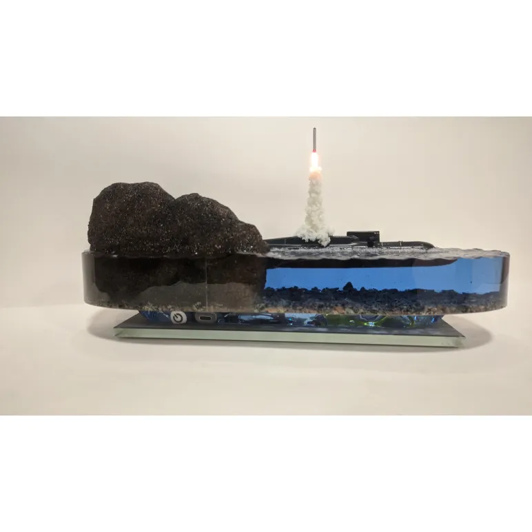 Модель подводной лодки 667БДРМ "Дельфин"