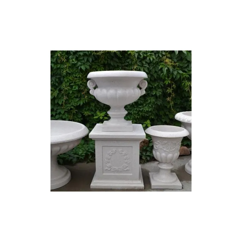 Скульптура декоративная из бетона