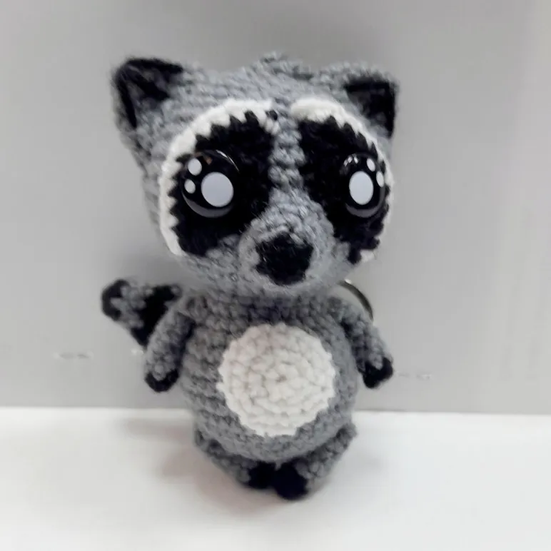 Брелок Енот