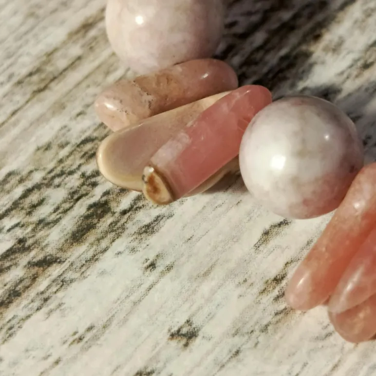 Браслет из родохрозита и яшмы