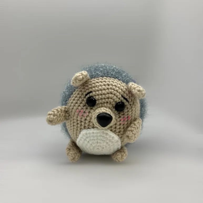 Вязаная игрушка Ёжик