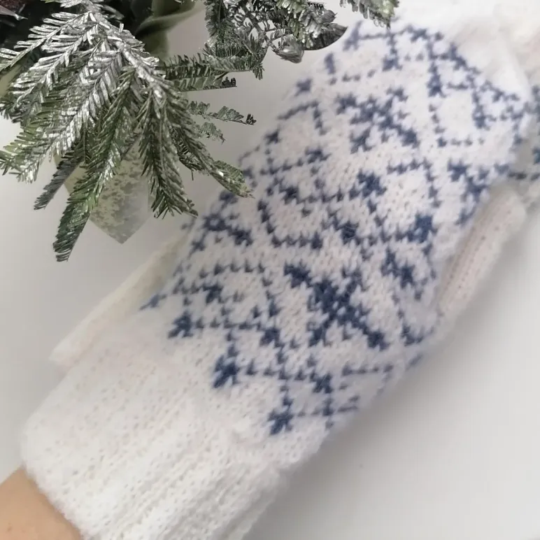 Варежки "Снегопад"