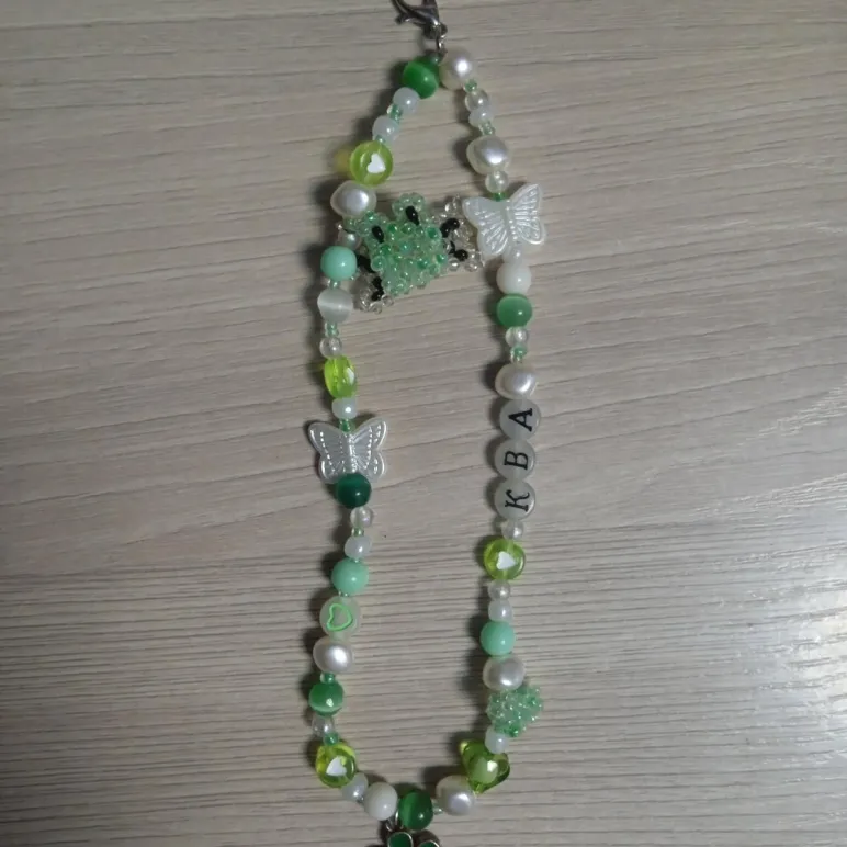 Зелёный брелок