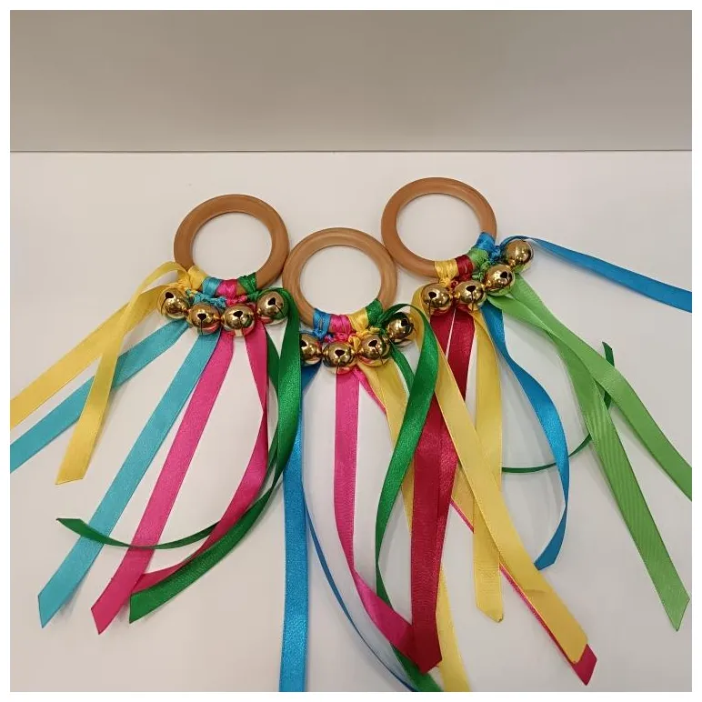 Сенсорное Монтессори-кольцо с бубенцами и лентами