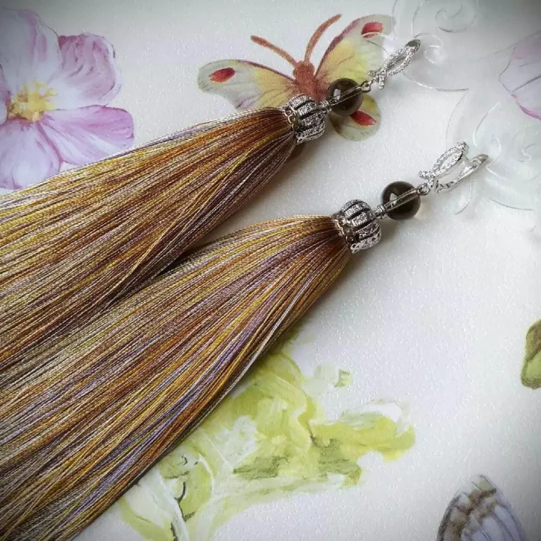 Серьги-кисти "Женская собственность"