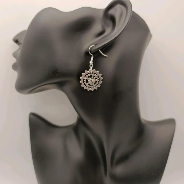 Серьги в стиле STEAMPUNK