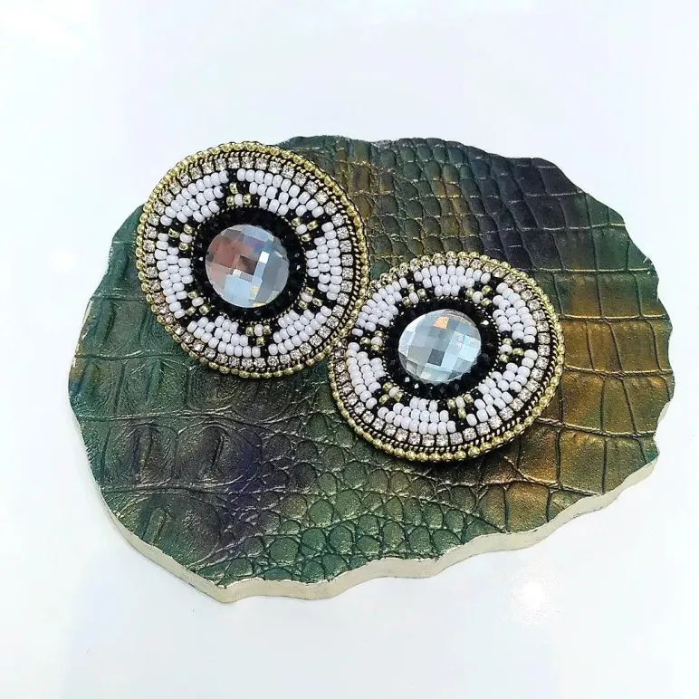 Клипсы WHITE AND GOLD