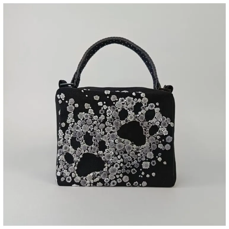 Сумка женская ручной работы "Лапки"