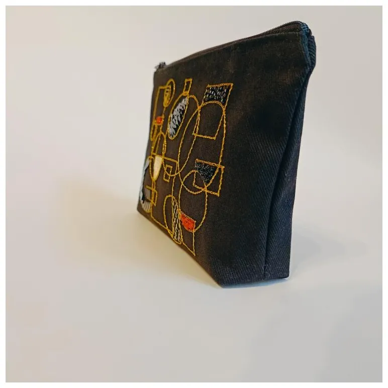 Косметичка с вышивкой, ручная работа