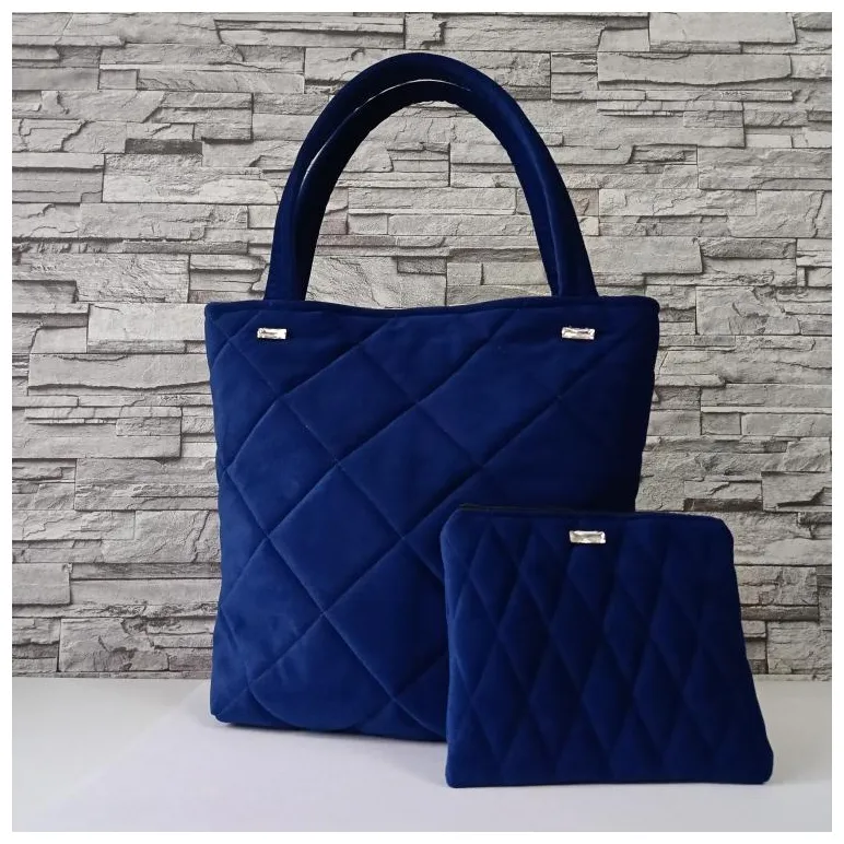 Сумка женская, ручная работа, с косметичкой.