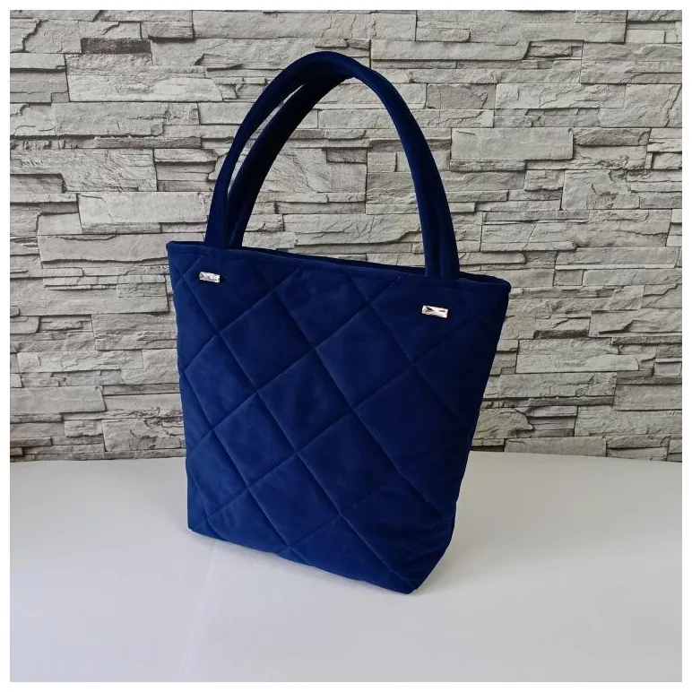 Сумка женская, ручная работа, с косметичкой.