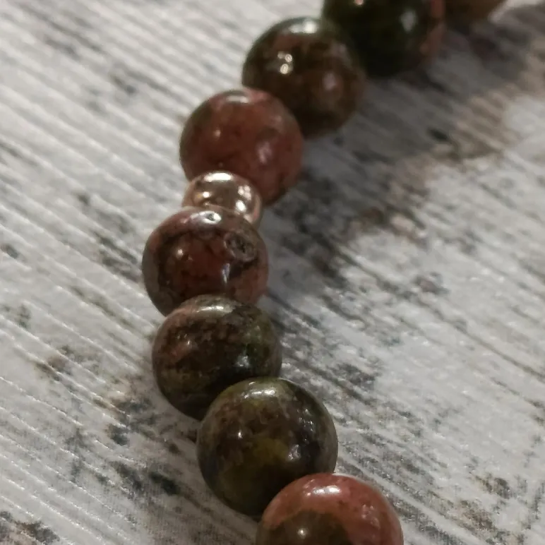 Браслет из унакита