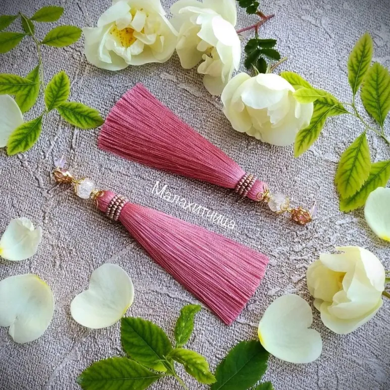 Серьги-кисти «Когда зацвёл миндаль».