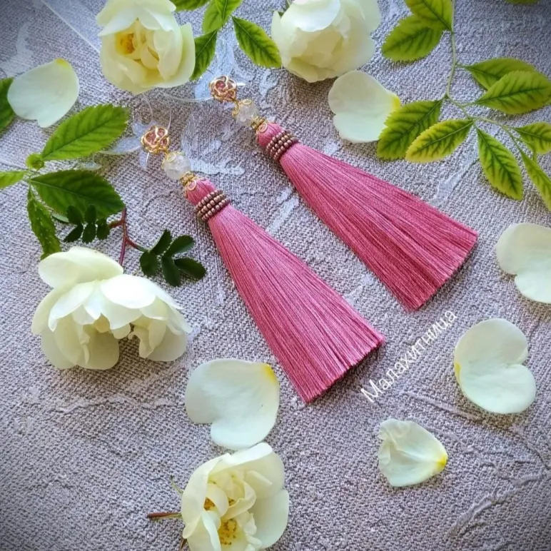 Серьги-кисти «Когда зацвёл миндаль».