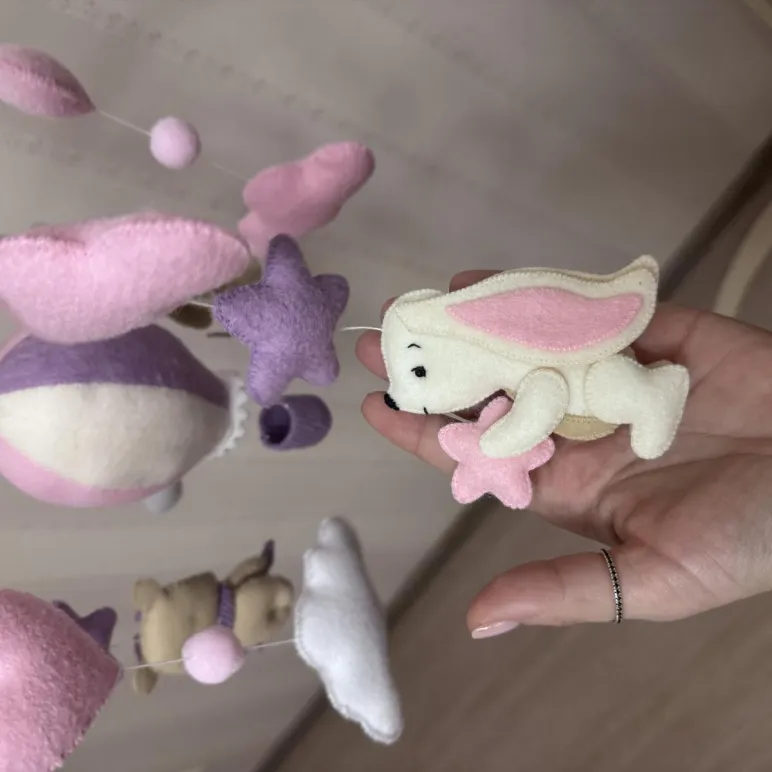 Мобиль для новорожденных