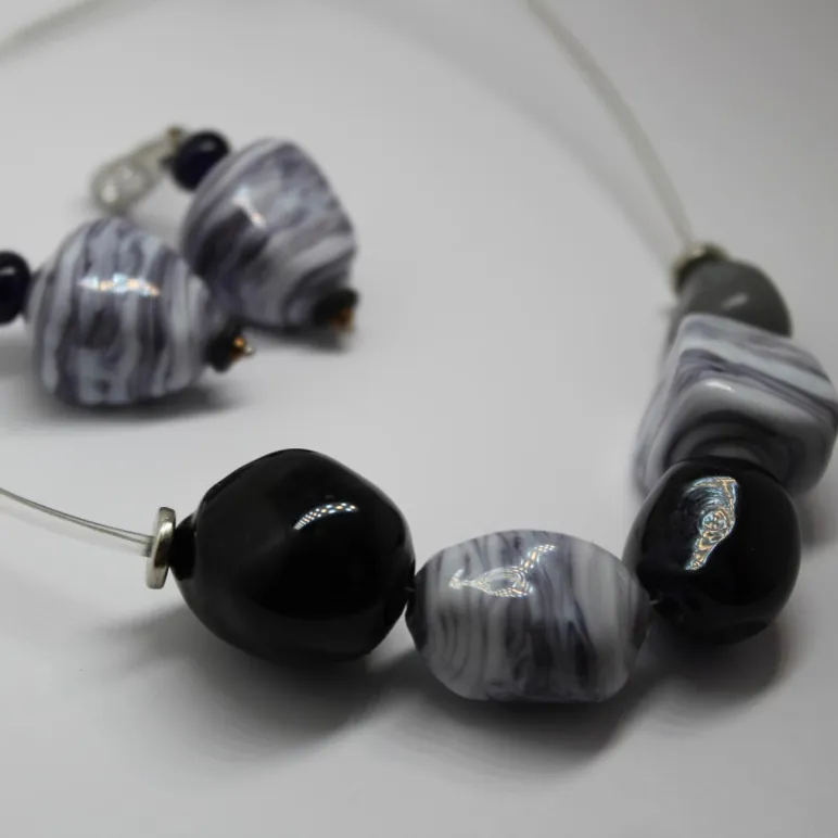 Комплект украшений "Серая дымка"