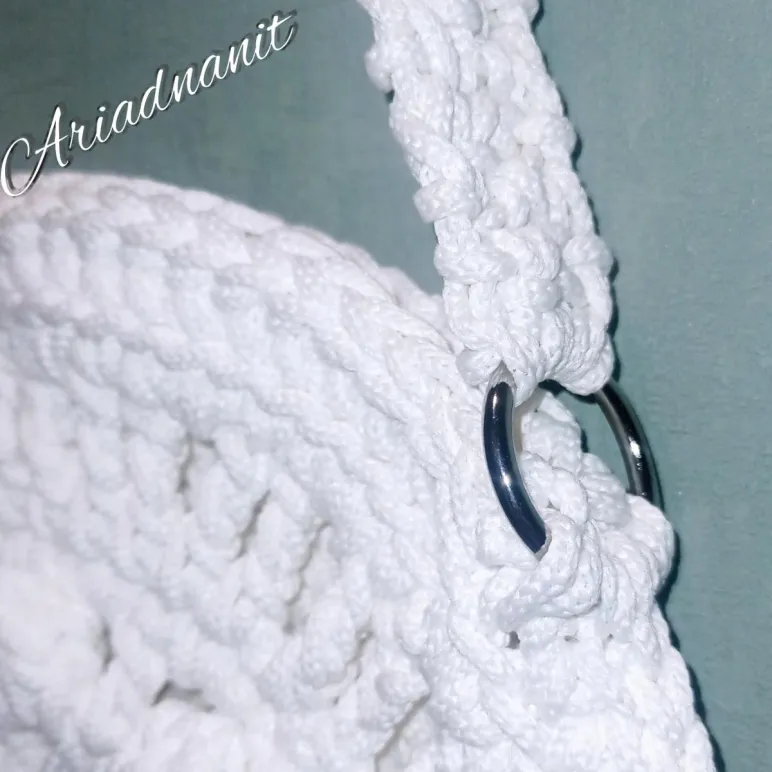 Сумка белая ручной работы