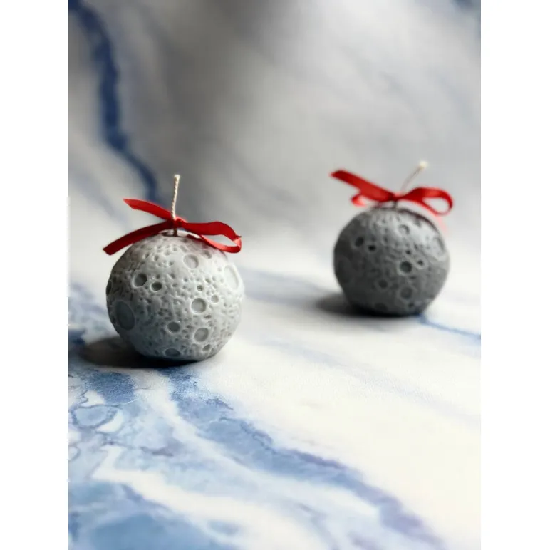 Интерьерная свеча Луна в подарочной упаковке