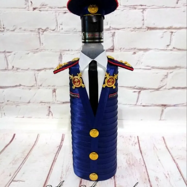 Подарок для сотрудника МВД