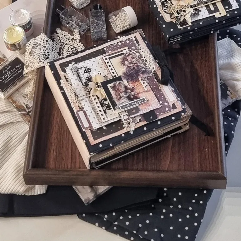 Фотоальбом ручной работы на 30 фотографий в подарочной упаковке с открыткой