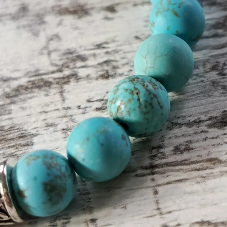 Браслет из яшмы и бирюзы с руной