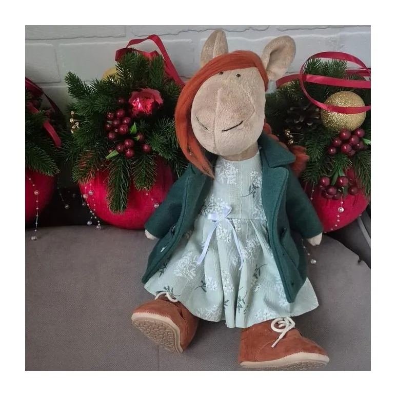 Интерьерная лошадка Зоя