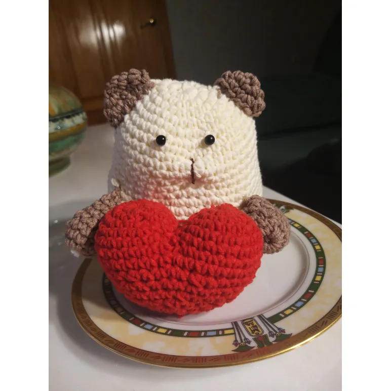 Котик с сердечком