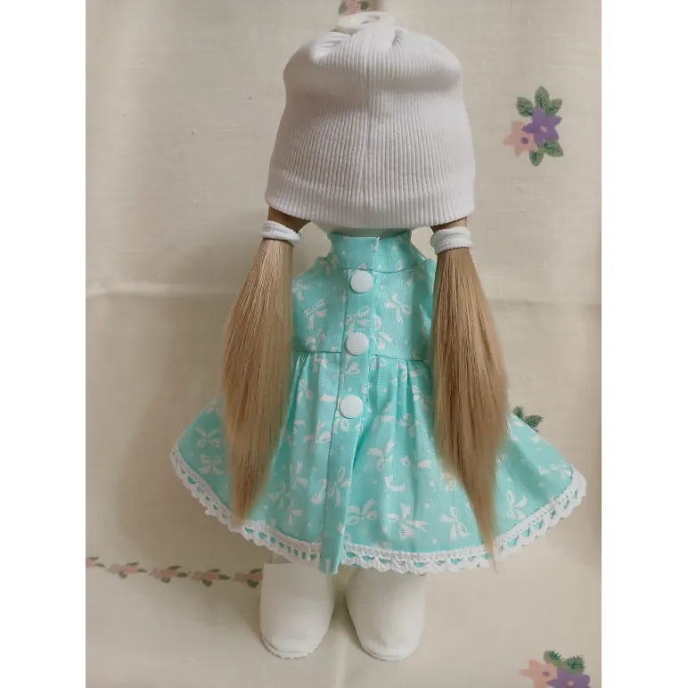 Кукла ручной работы