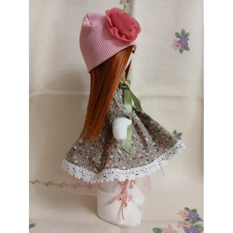 Кукла ручной работы