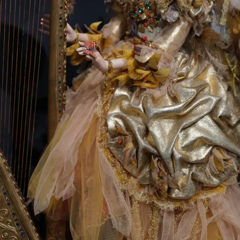 Кукла "Лаура"