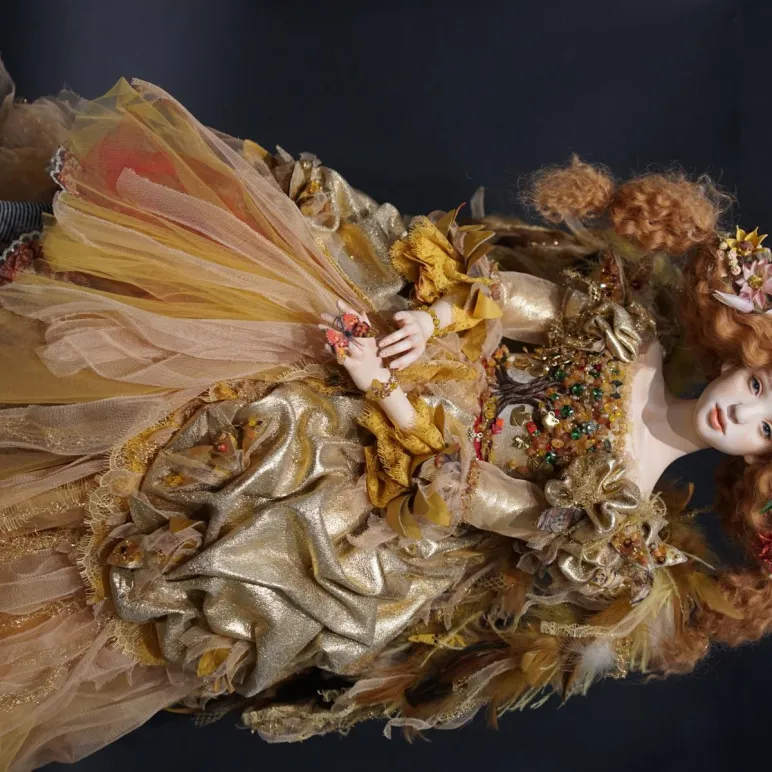 Кукла "Лаура"