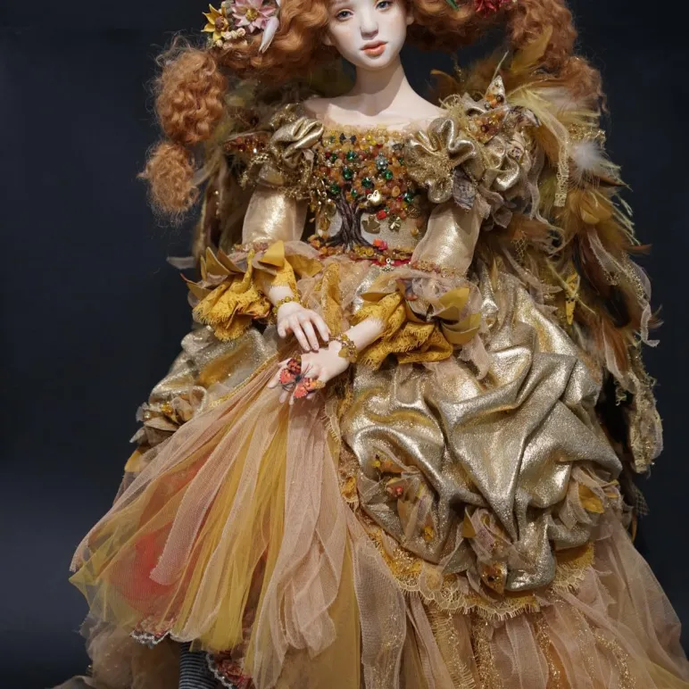 Кукла "Лаура"