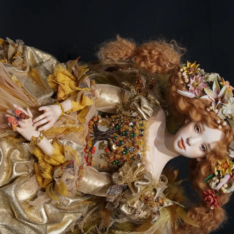 Кукла "Лаура"