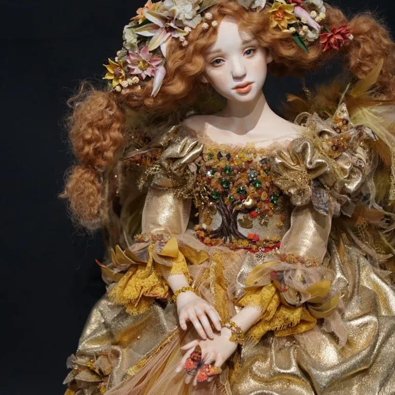 Кукла "Лаура"