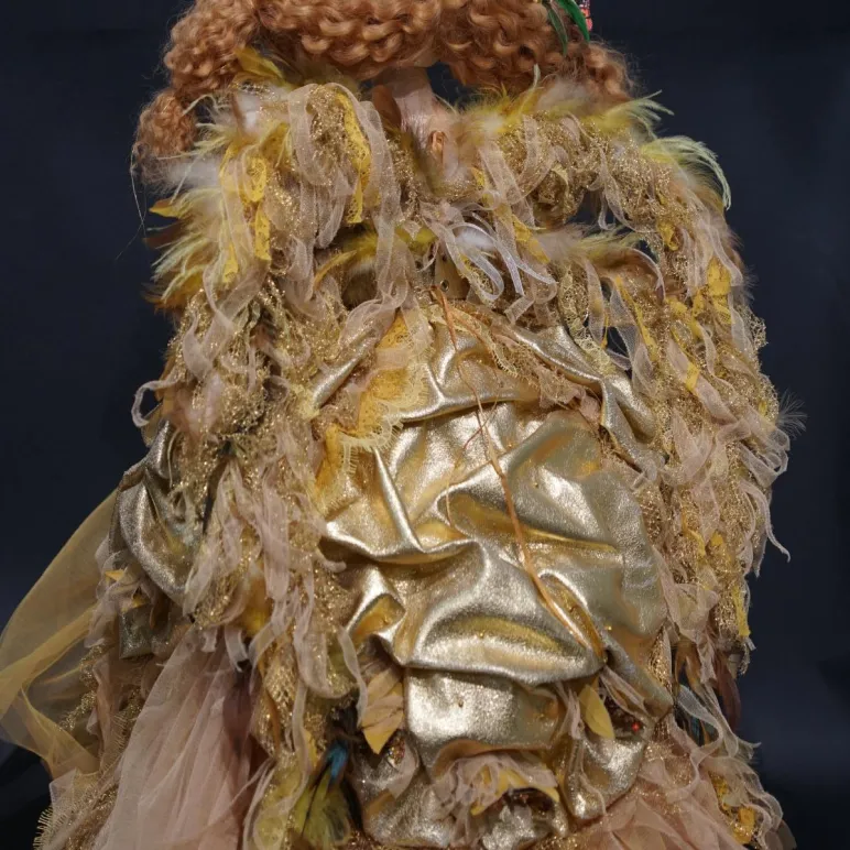 Кукла "Лаура"