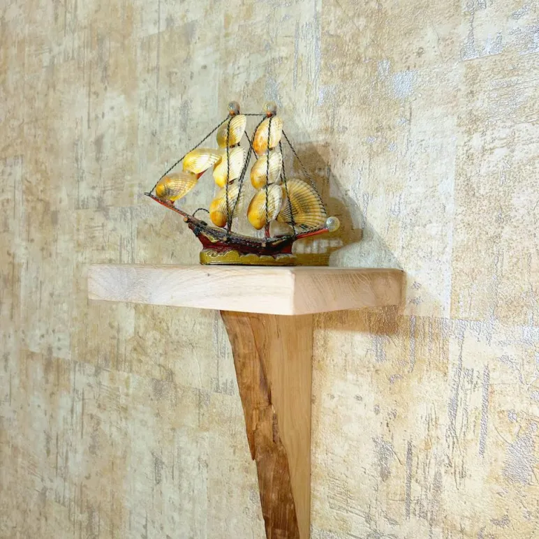 Полка массив дуба