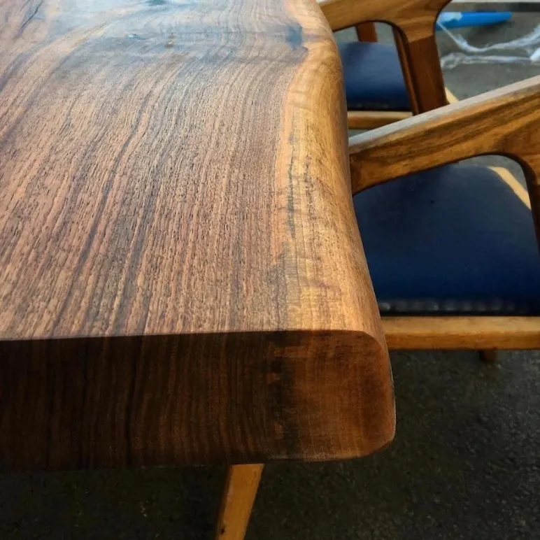 Стол из слэба