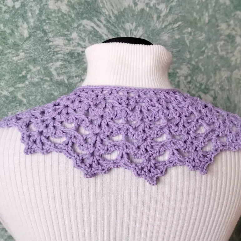 Кружевной воротничок ручной работы — акцент женственности