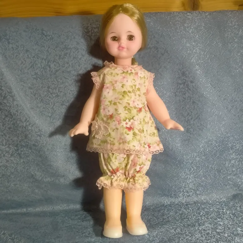 Кукла с одеждой, Ивановская, рост 45 см.