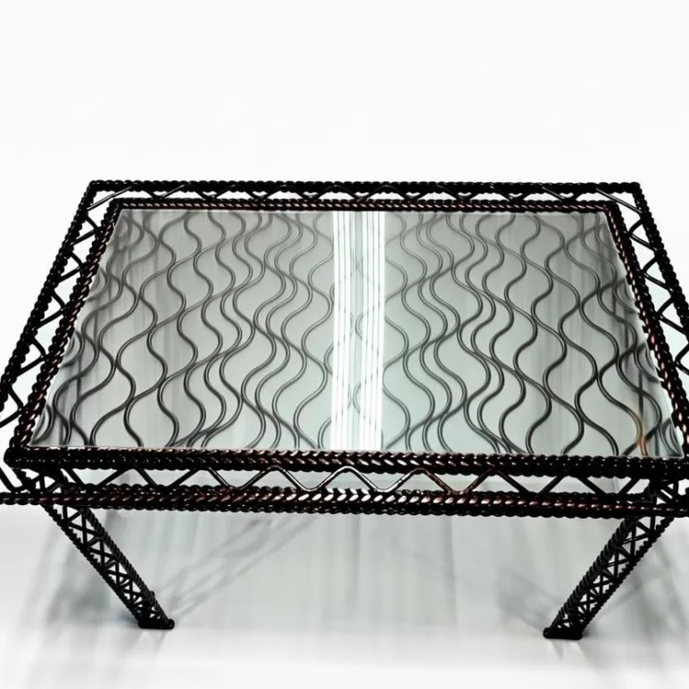 Журнальный столик