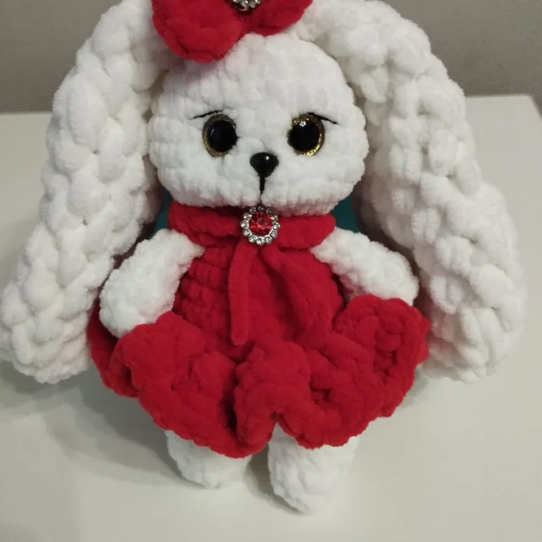 Вязаная зайка