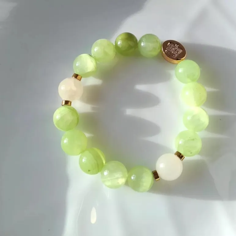 Женский браслет-талисма из оникса