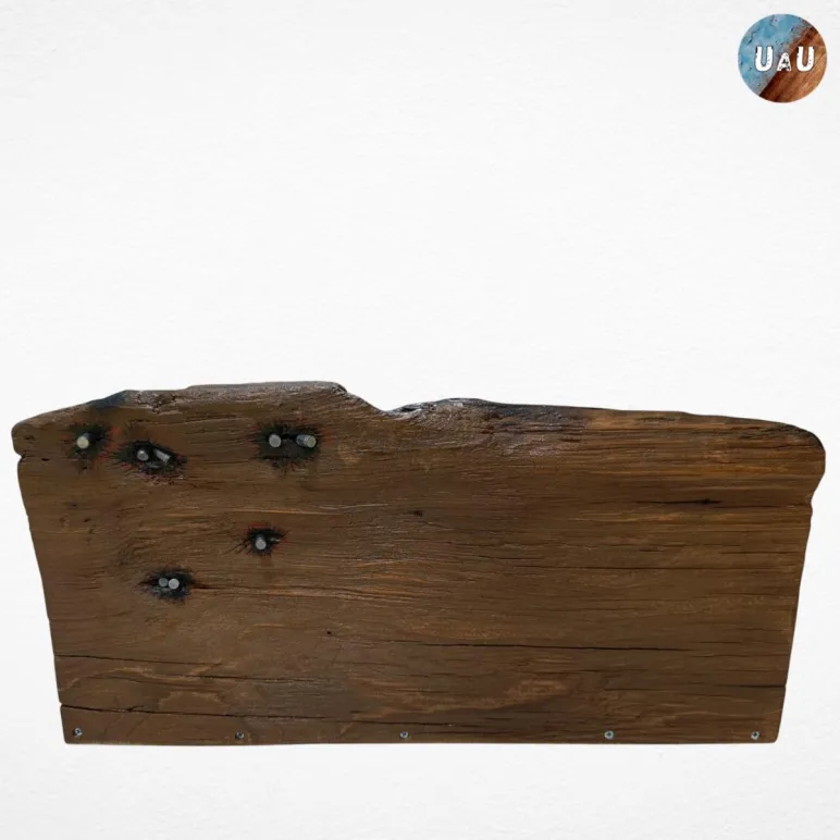 Сувенир ручной работы из дерева "Сила в Правде"