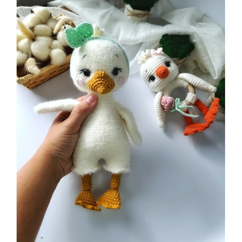 Игрушка "Гусенок" ручной работы