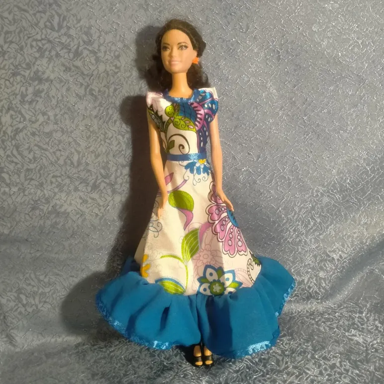 Платье для куклы Барби