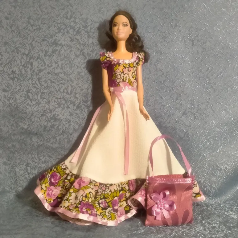 Платье для куклы Барби