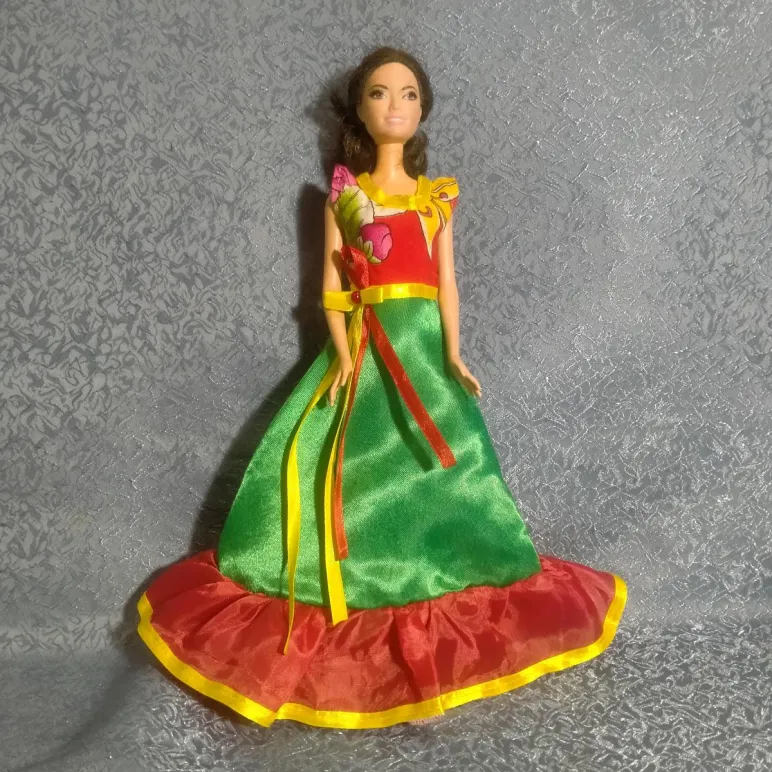 Платье для куклы Барби