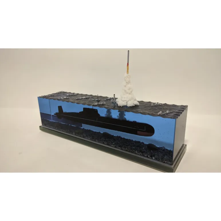 Модель подводной лодки проект 941 "Акула"