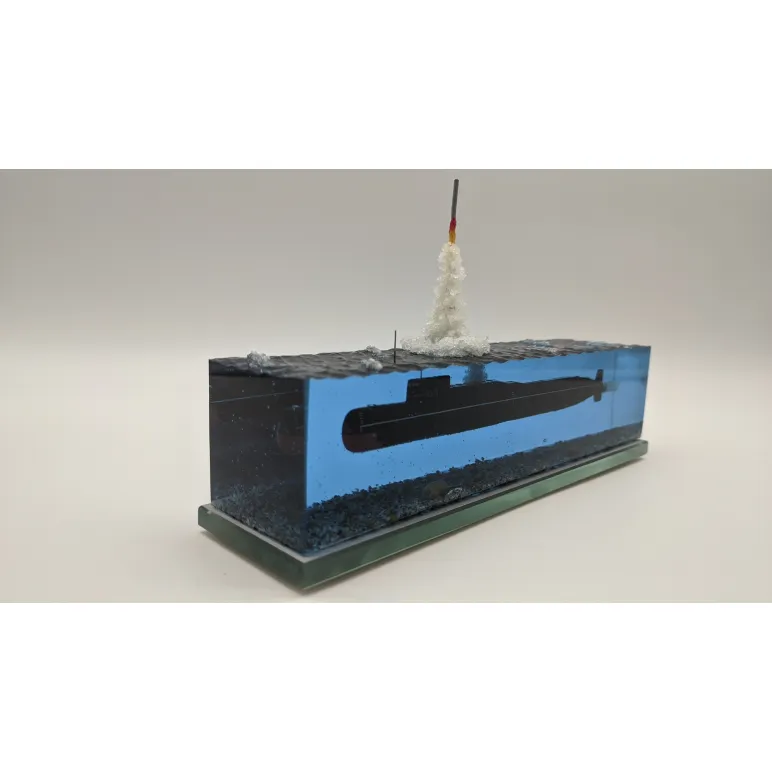 Модель подводной лодки проект 667Б "Мурена"